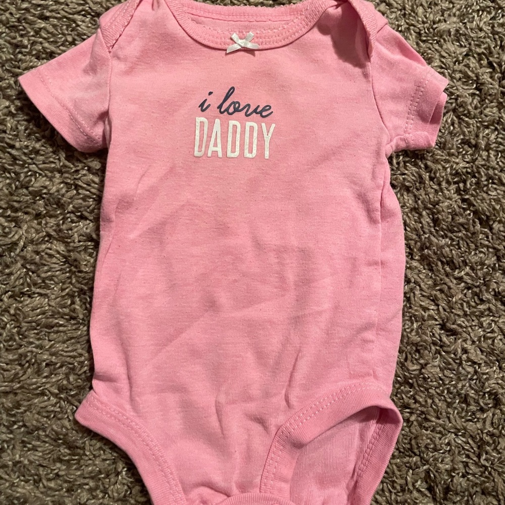 🦕Carters onesie🦕